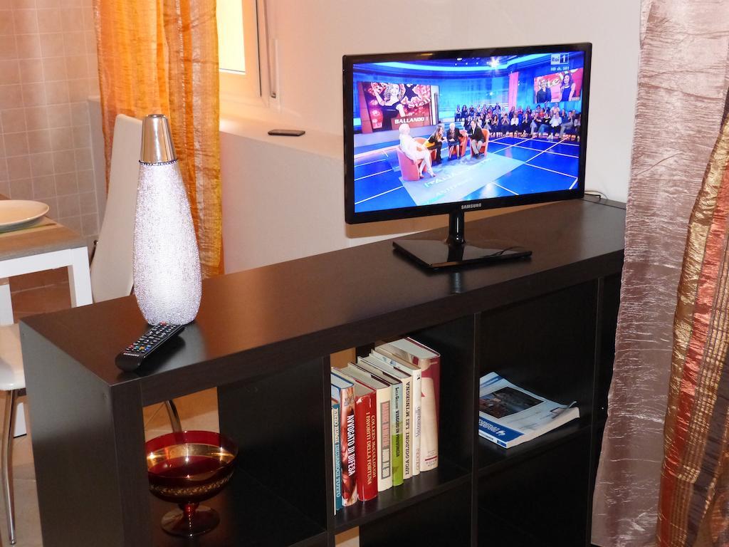 Ferienwohnung Residenza Ugo Bassi Bologna Zimmer foto