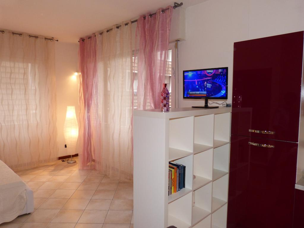 Ferienwohnung Residenza Ugo Bassi Bologna Zimmer foto